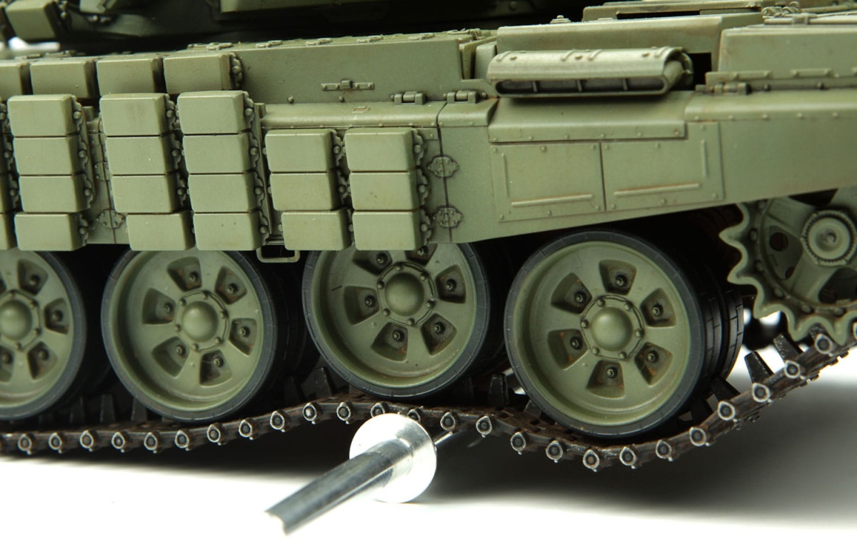 Zdjęcie dodatkowe produktu Rosyjski główny czołg bojowy T-72B1 1:35 Meng TS033