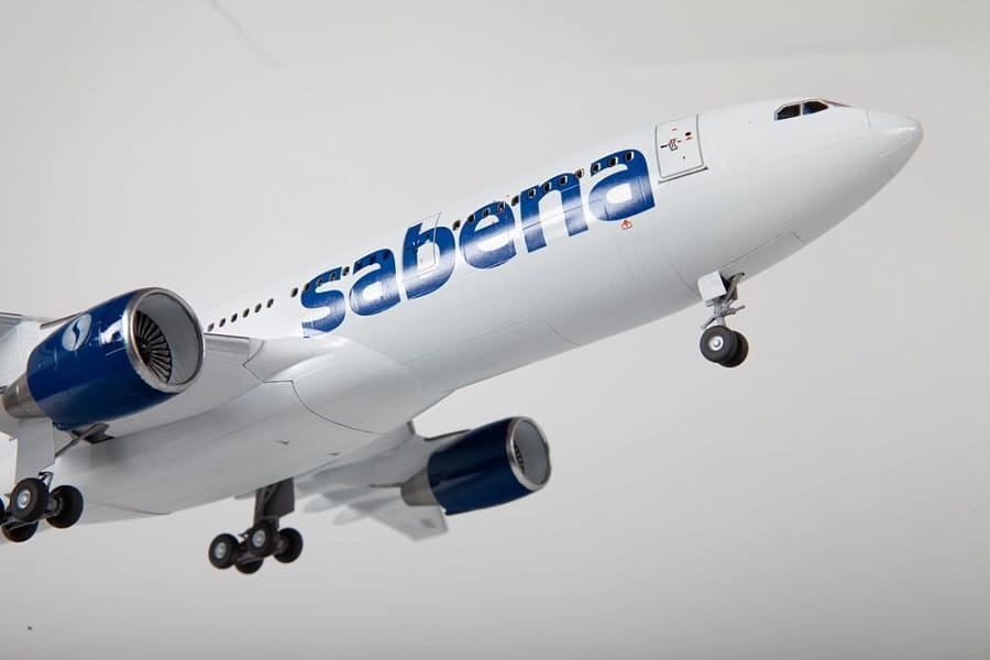 Zdjęcie dodatkowe produktu Samolot pasażerski Airbus A330-200 1:144 Zvezda 7047