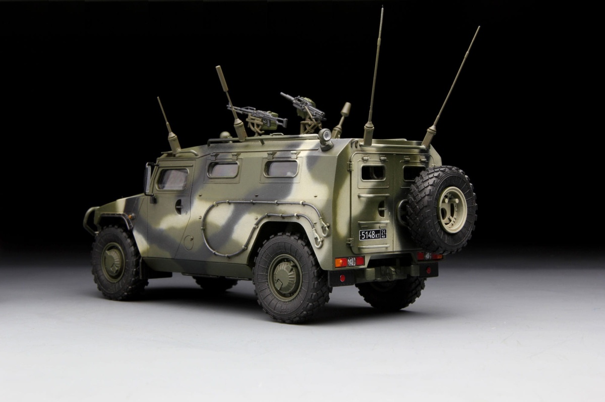 Zdjęcie dodatkowe produktu Gaz-233014 STS Tiger 1:35 Meng VS003