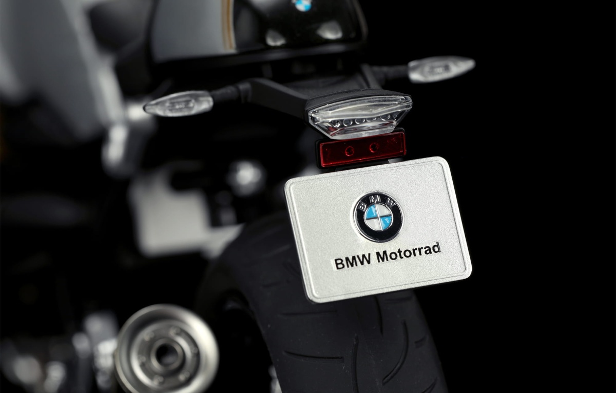 Zdjęcie dodatkowe produktu BMW R nineT 1:9 Meng MT003