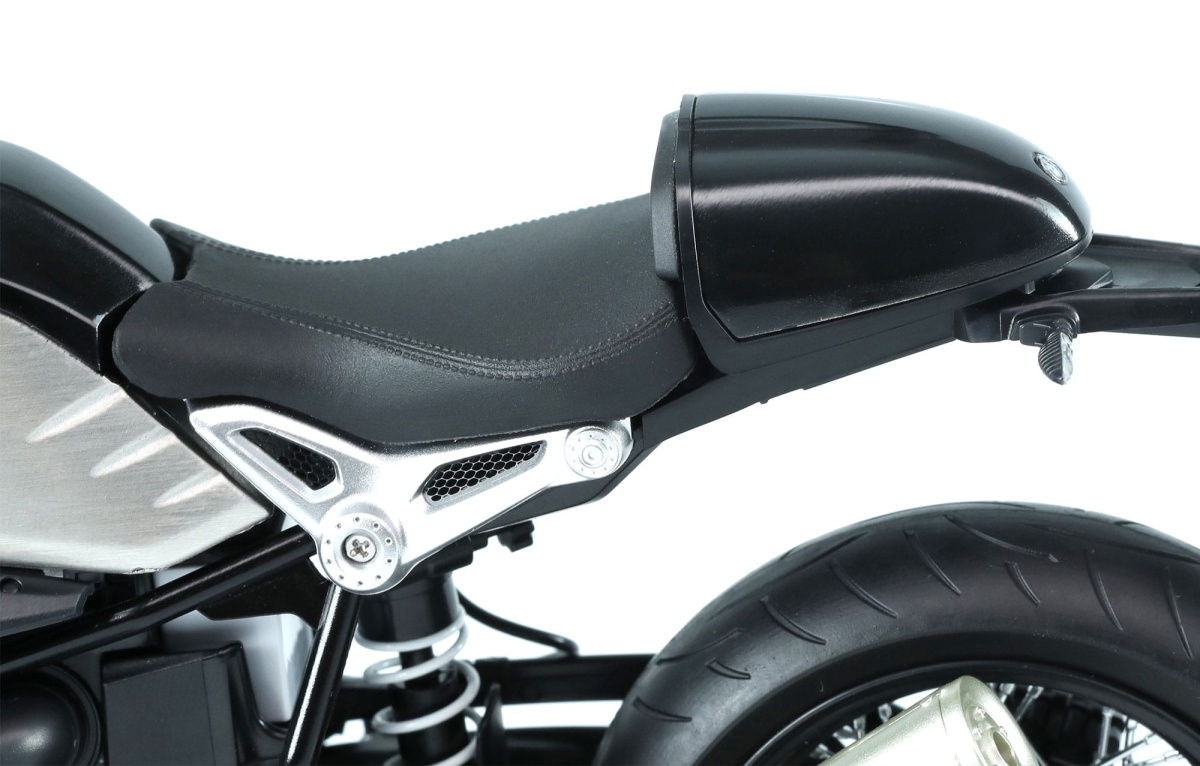 Zdjęcie dodatkowe produktu BMW R nineT (Pre-colored Edition) 1:9 Meng MT003S