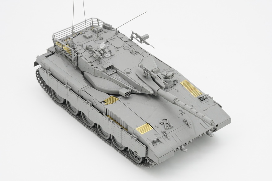 Zdjęcie dodatkowe produktu Israel Merkava Mk.2 w/ Full Interior and Workable Tracks 1:35  Border Model BT055