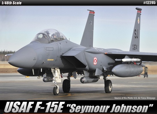 USAF F-15E Seymour Johnson 1:48 Academy 12295