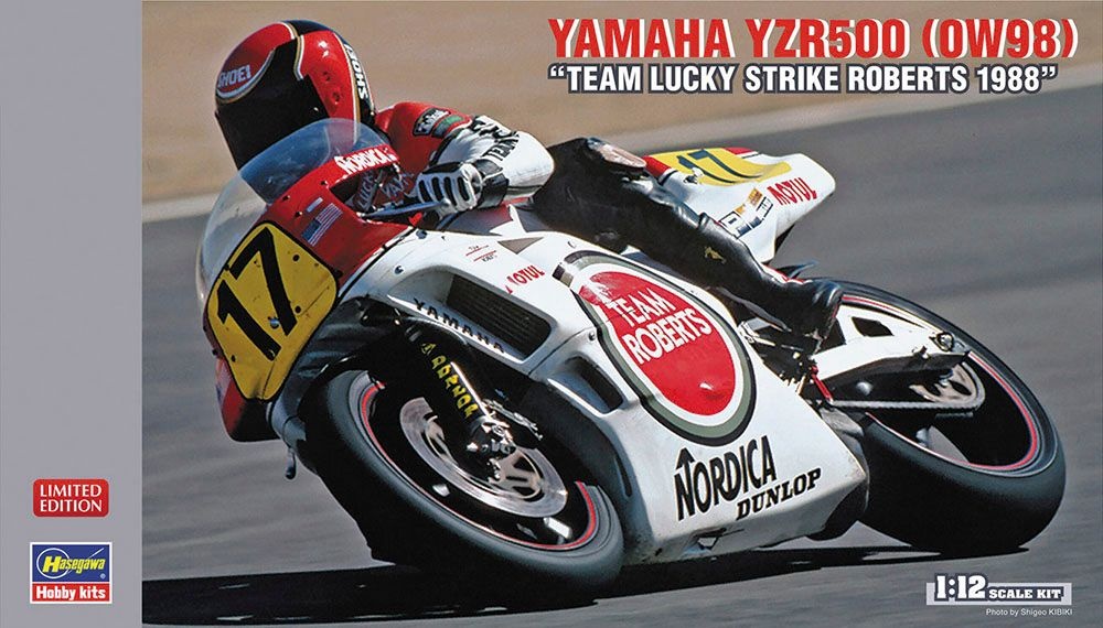 Zdjęcie główne produktu Yamaha YZR500 (0W98) "Team Lucky Strike Roberts 1988" 1:12 Hasegawa 21707