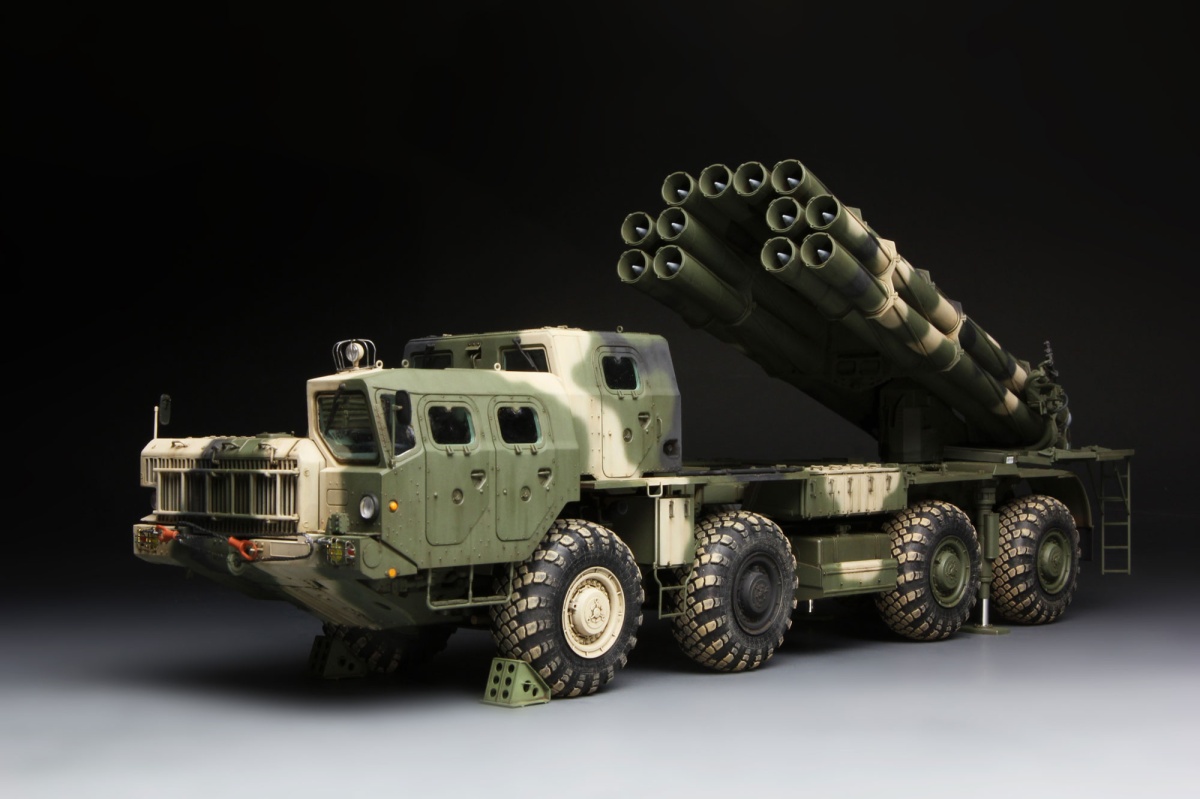 Zdjęcie dodatkowe produktu Rosyjska wyrzutnia rakiet dalekiego zasięgu 9A52-2 Smerch 1:35 Meng SS009