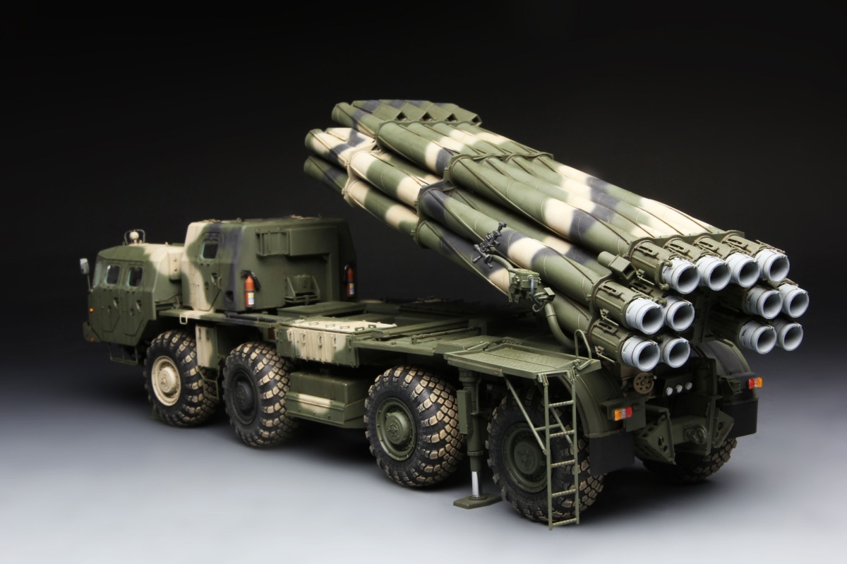 Zdjęcie dodatkowe produktu Rosyjska wyrzutnia rakiet dalekiego zasięgu 9A52-2 Smerch 1:35 Meng SS009