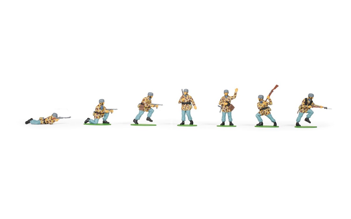 Zdjęcie dodatkowe produktu Niemieccy spadochroniarze z II wojny światowej 1:32 Airfix 02712V