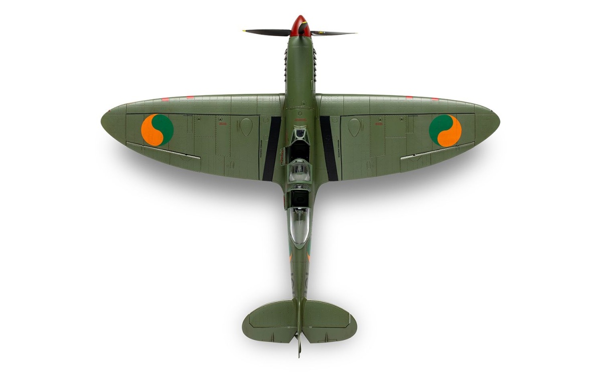 Zdjęcie dodatkowe produktu Supermarine Spitfire TR.9 1:48 Airfix 05143