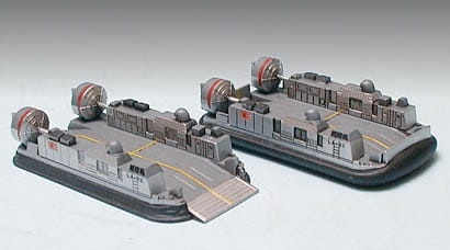 Zdjęcie dodatkowe produktu LST-4001 Ohsumi (JMSDF, Japoński Okręt Obronny) 1:700 Tamiya 31003