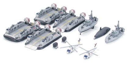 Zdjęcie dodatkowe produktu LST-4002 Shimokita (JMSDF, Japoński Okręt Obronny) 1:700 Tamiya 31006