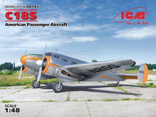 C18S Amerykański samolot pasażerski 1:48 ICM 48185