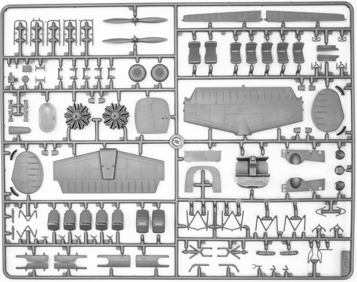 Zdjęcie dodatkowe produktu C18S Amerykański samolot pasażerski 1:48 ICM 48185