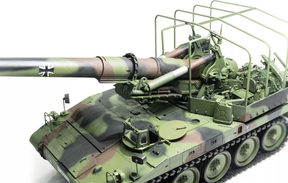Zdjęcie dodatkowe produktu Samobieżna haubica M110A2G (Armia Niemiecka) 1:35 AFV Club 35350