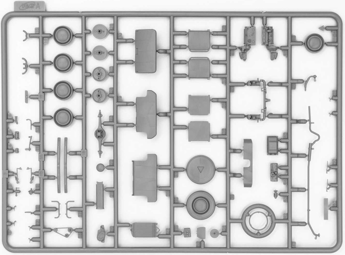 Zdjęcie dodatkowe produktu Moskwitch 401-420A 1:35 ICM 35484