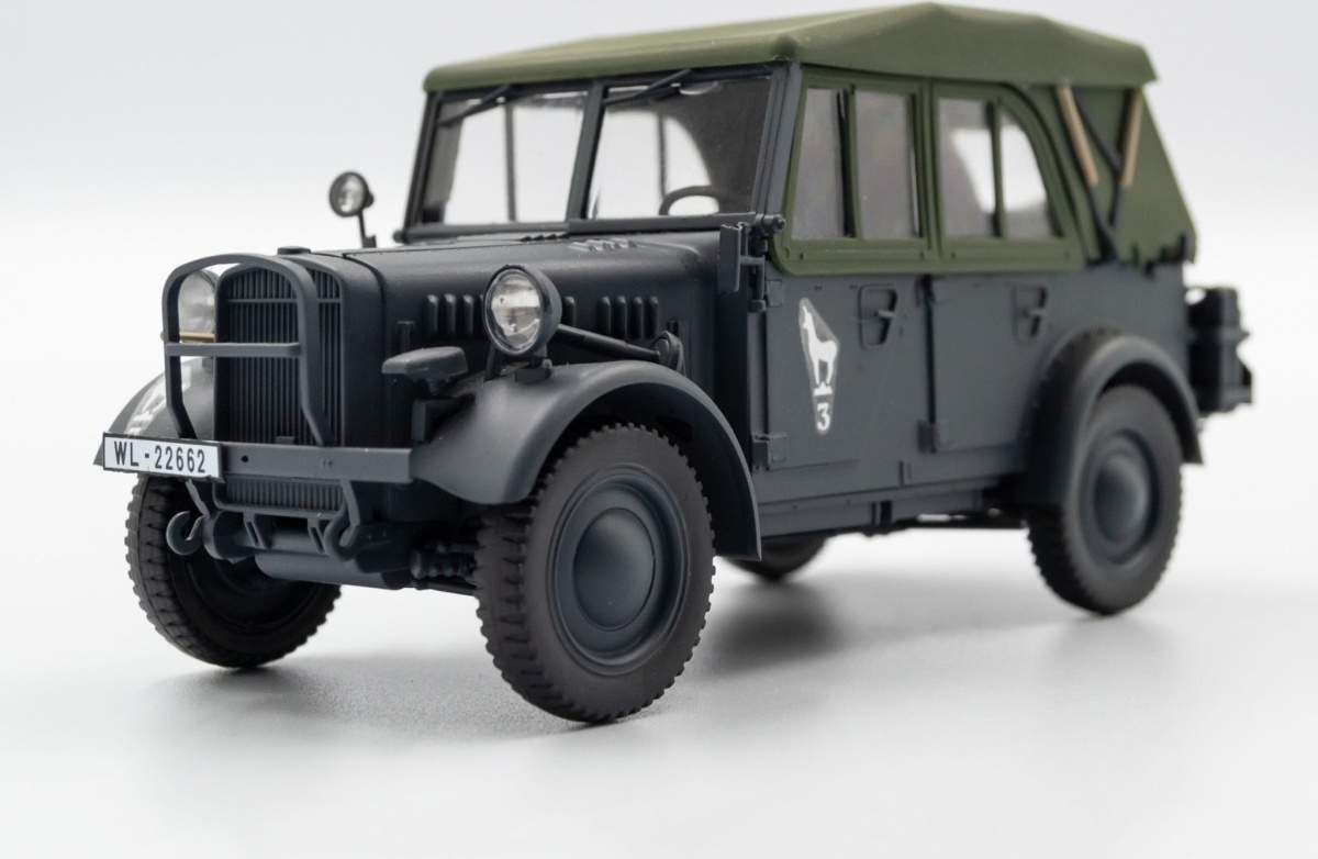 Zdjęcie dodatkowe produktu Niemiecki lekki samochód osobowy z II WŚ le.gl.Einheitz-Pkw Kfz.1 Soft Top 1:35 ICM 35582