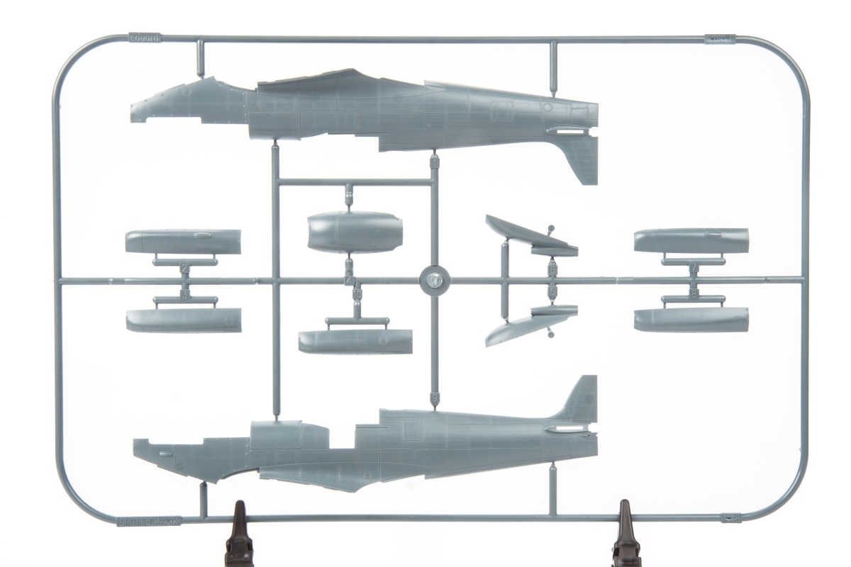 Zdjęcie dodatkowe produktu Spitfire Mk.IXc Late Weekend Edition 1:48 Eduard 84199