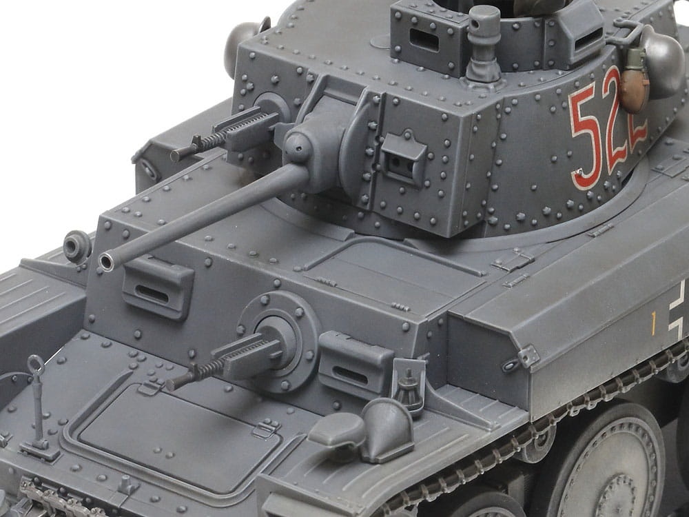 Zdjęcie dodatkowe produktu German Light Tank Panzerkampfwagen 38(t) Ausf.E/F 1:35 Tamiya 35369