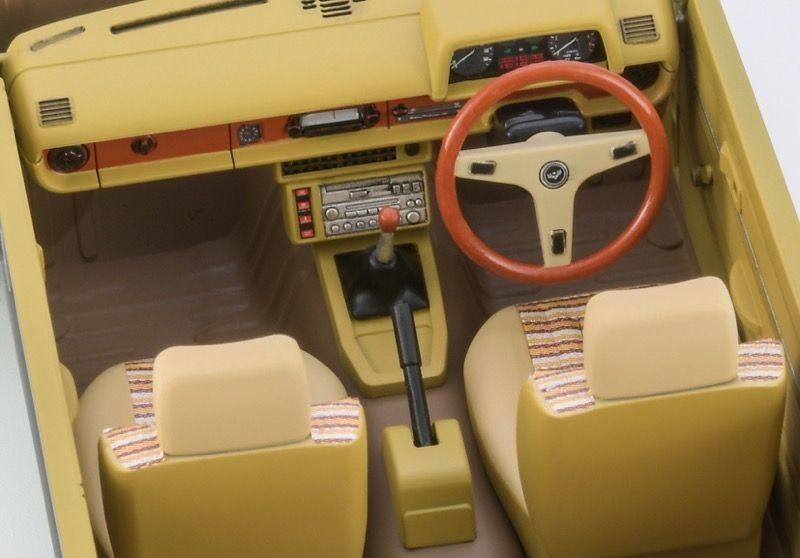Zdjęcie dodatkowe produktu Toyota Starlet KP61 SE (3Door) Middle Version (1980) 1:24 Hasegawa 20761