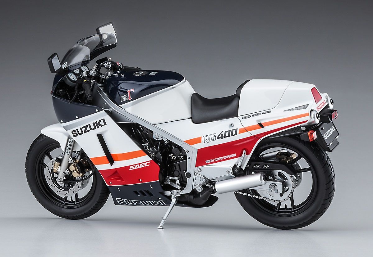 Zdjęcie dodatkowe produktu Suzuki RG400 Early Version "Red/White Color" w/Under Cowl 1:12 Hasegawa 21732