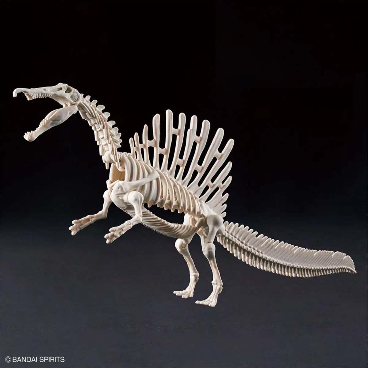 Zdjęcie dodatkowe produktu Spinosaurus Bandai 65427