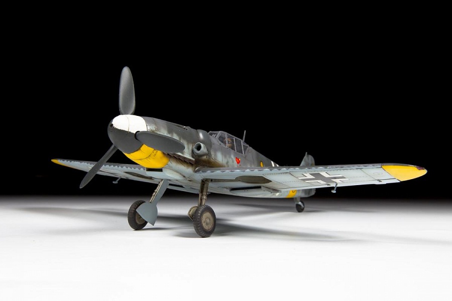 Zdjęcie dodatkowe produktu Messerschmitt Bf-109 G6 1:48 Zvezda 4816