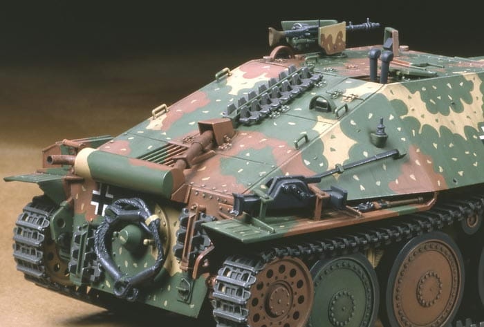Zdjęcie dodatkowe produktu Jagdpanzer 38(t) Hetzer German Tank Destroyer 1:35 Tamiya 35285