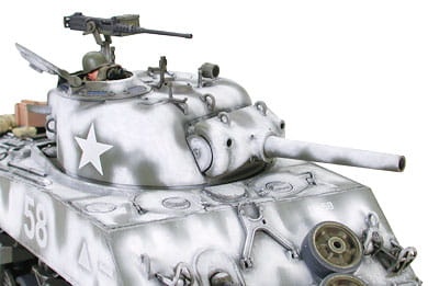 Zdjęcie dodatkowe produktu M4A3 Sherman 105mm Howitzer US Medium Tank 1:35 Tamiya 35251