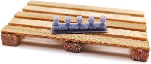 Zestaw niemieckich podstaw anten #2 (5 szt.) 1:35 Yamamoto Model Parts YMP3513