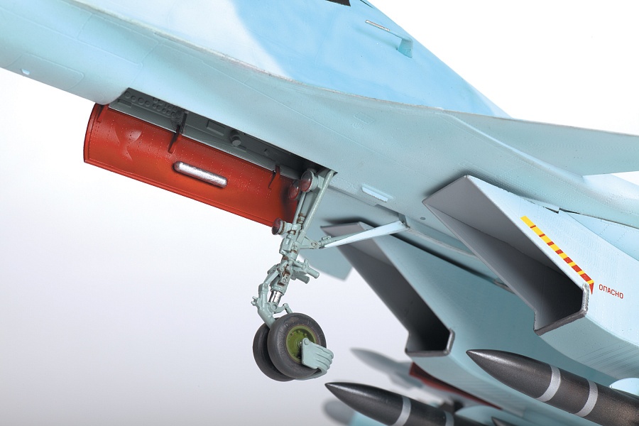 Zdjęcie Su-30SM Flanker H 1:48 Zvezda 4808