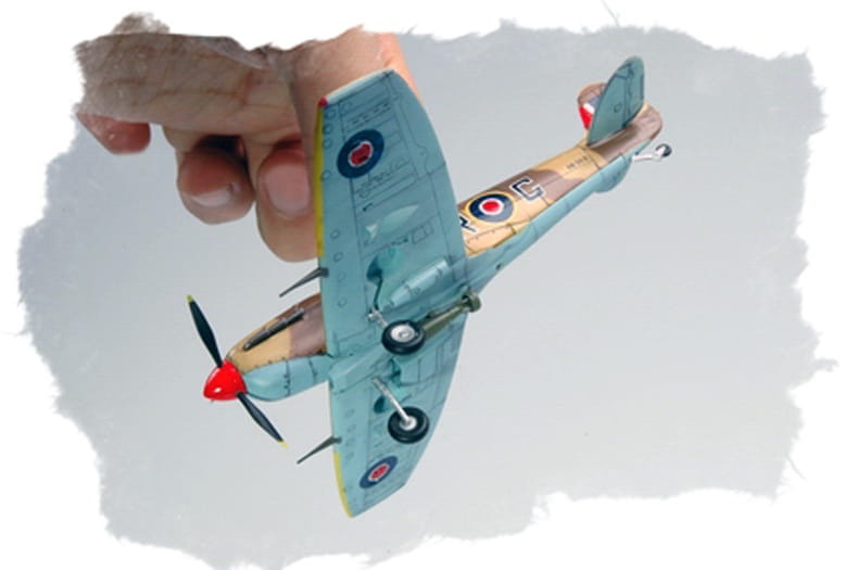 Zdjęcie dodatkowe produktu Spitfire MK.Vb TROP 1:72 Hobby Boss 80214