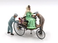Zdjęcie Benz Patent-Motorwagen 1886 z panią Benz i synami 1:24 ICM 24041