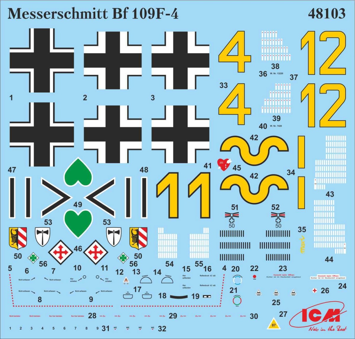 Zdjęcie Messerschmitt Bf 109F-4 z niemieckim personelem naziemnym 1:48 ICM 48805