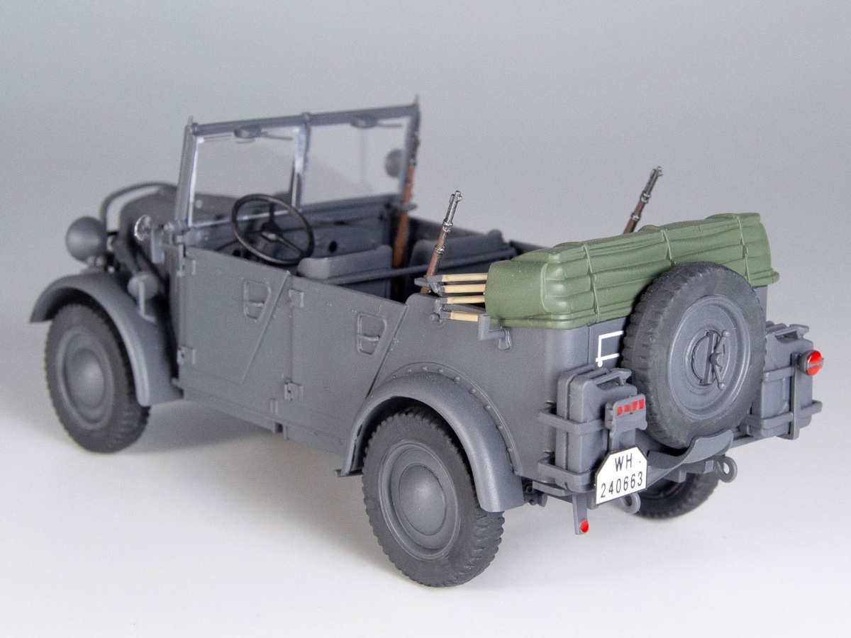 Zdjęcie WWII Wehrmacht le.gl.Einheitz-Pkw (Kfz.1, Kfz.2, Kfz.4) 1:35 ICM DS3513
