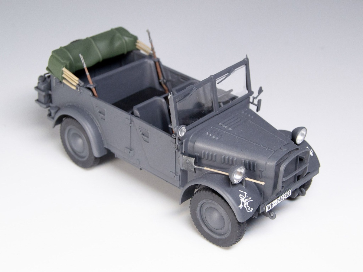 Zdjęcie WWII Wehrmacht le.gl.Einheitz-Pkw (Kfz.1, Kfz.2, Kfz.4) 1:35 ICM DS3513