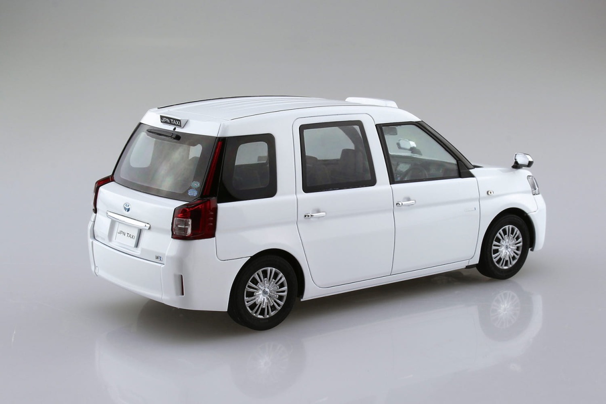 Zdjęcie dodatkowe produktu Toyota NTP10 JPN Taxi '17 Super White II 1:24 Aoshima 057124