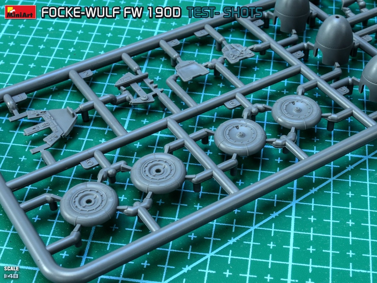 Zdjęcie Focke-Wulf Fw 190D-9 Mimetall Prod. 1:48 MiniArt 48040