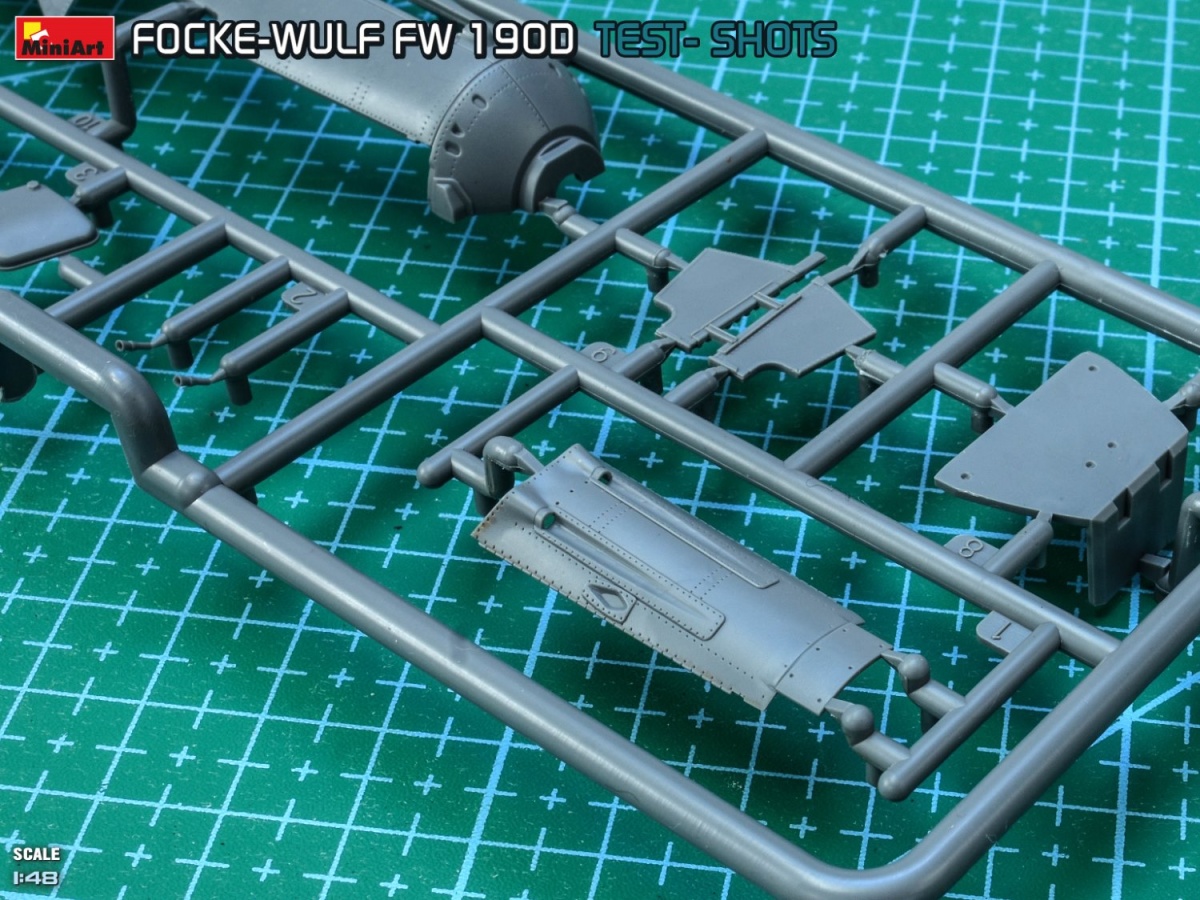 Zdjęcie Focke-Wulf Fw 190D-9 Mimetall Prod. 1:48 MiniArt 48040