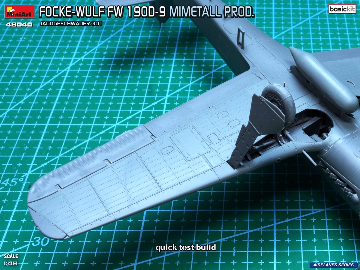 Zdjęcie Focke-Wulf Fw 190D-9 Mimetall Prod. 1:48 MiniArt 48040