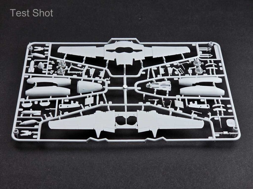 Zdjęcie Messerschmitt Me 262 A-1a 1:72 Arma Hobby 70083