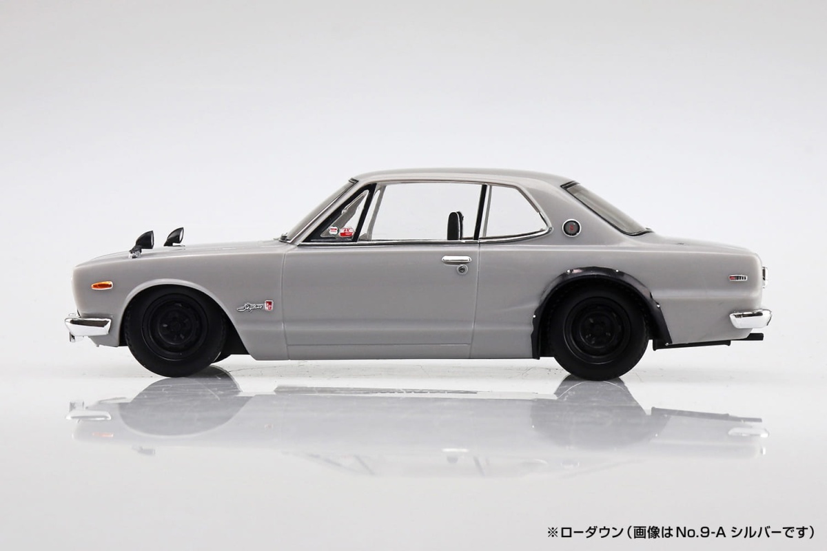 Zdjęcie dodatkowe produktu Nissan Skyline 2000 GT-R Silver SNAP KIT 1:32 Aoshima 058824