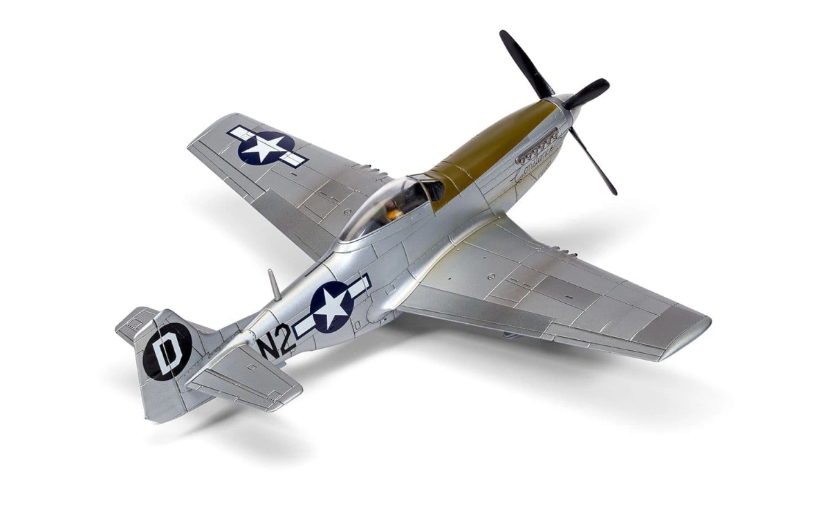 Zdjęcie North American P-51D Mustang Starter Set 1:72 Airfix 55013