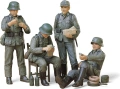 Zdjęcie Niemieccy żołnierze podczas odpoczynku 1:35 Tamiya 35129