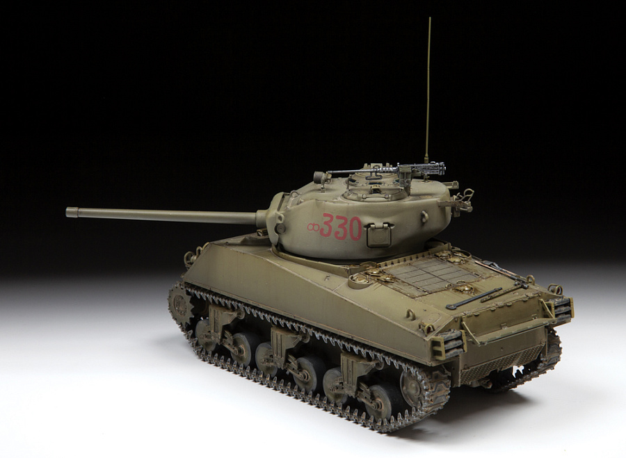 Zdjęcie M4A2 (76)W Sherman 1:35 Zvezda 3645