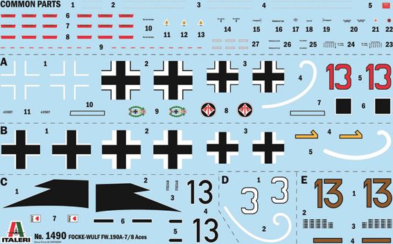 Zdjęcie Focke-Wulf Fw 190 A-7/A-8 WWII Aces 1:72 Italeri 1490