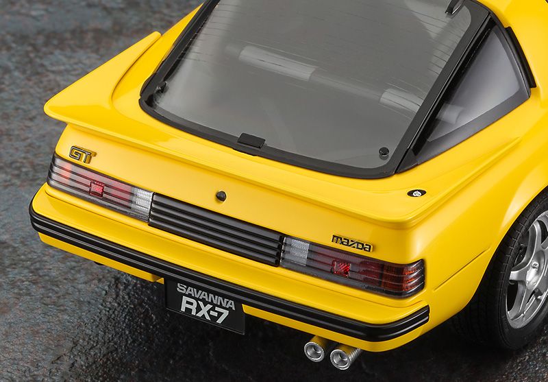 Zdjęcie Mazda Savanna RX-7 (SA22C) Middle Version "Custom Wheel" 1:24 Hasegawa 20798