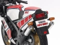 Zdjęcie Yamaha RZV500R 1:12 Tamiya 14037