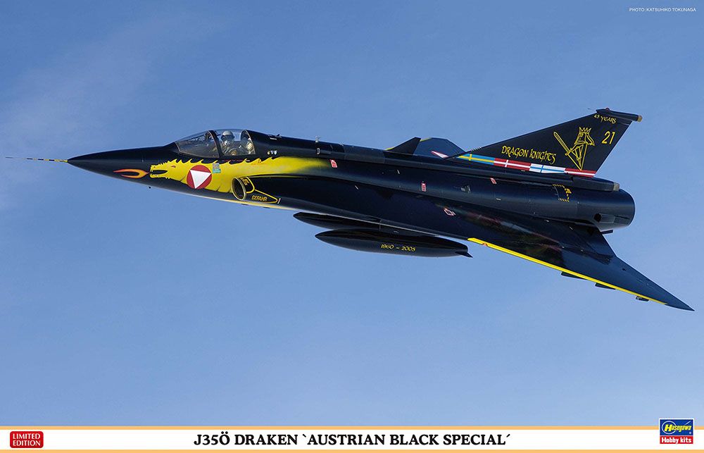 Zdjęcie J35Ö Draken 'Austrian Black Special' 1:48 Hasegawa 07565