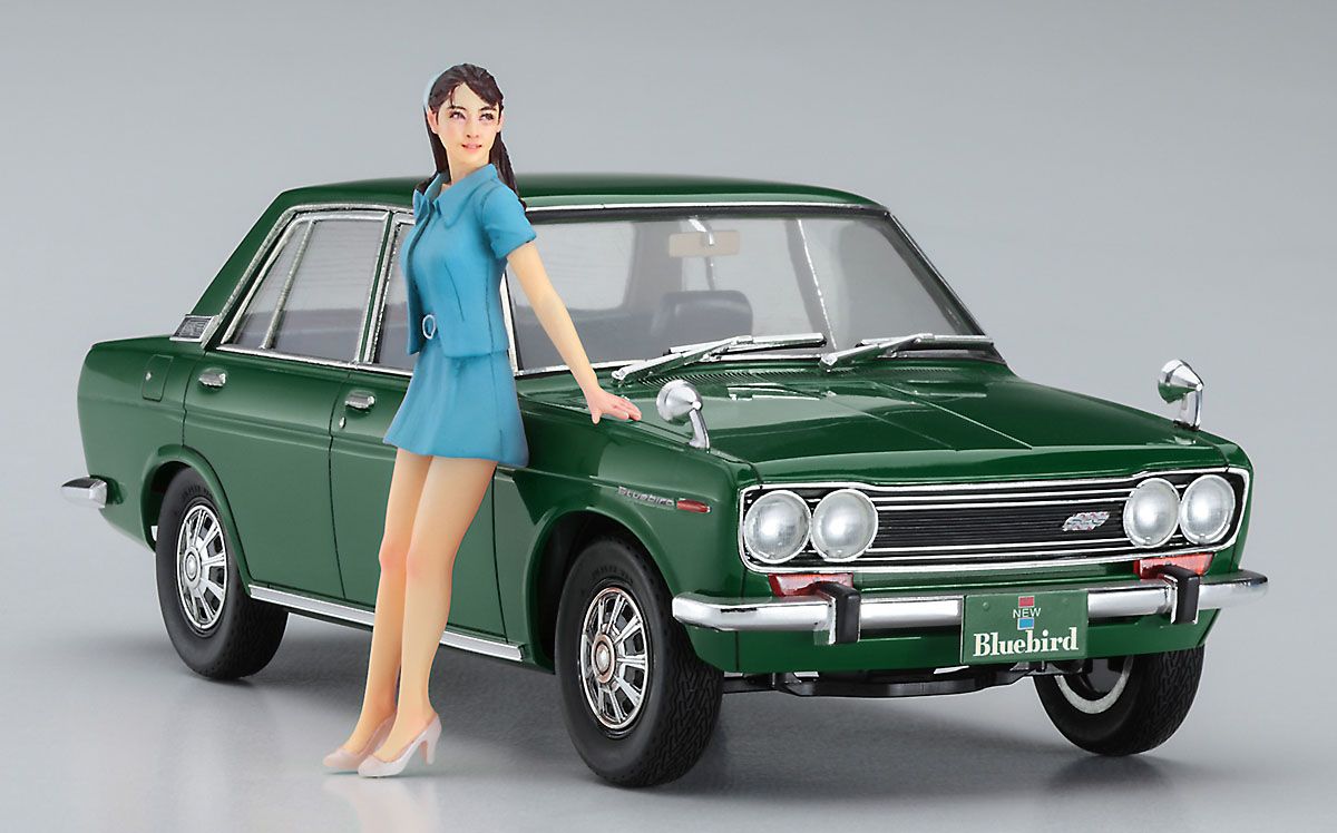 Zdjęcie Datsun Bluebird 1600 SSS z figurką dziewczyny z lat 60. 1:24 Hasegawa SP477