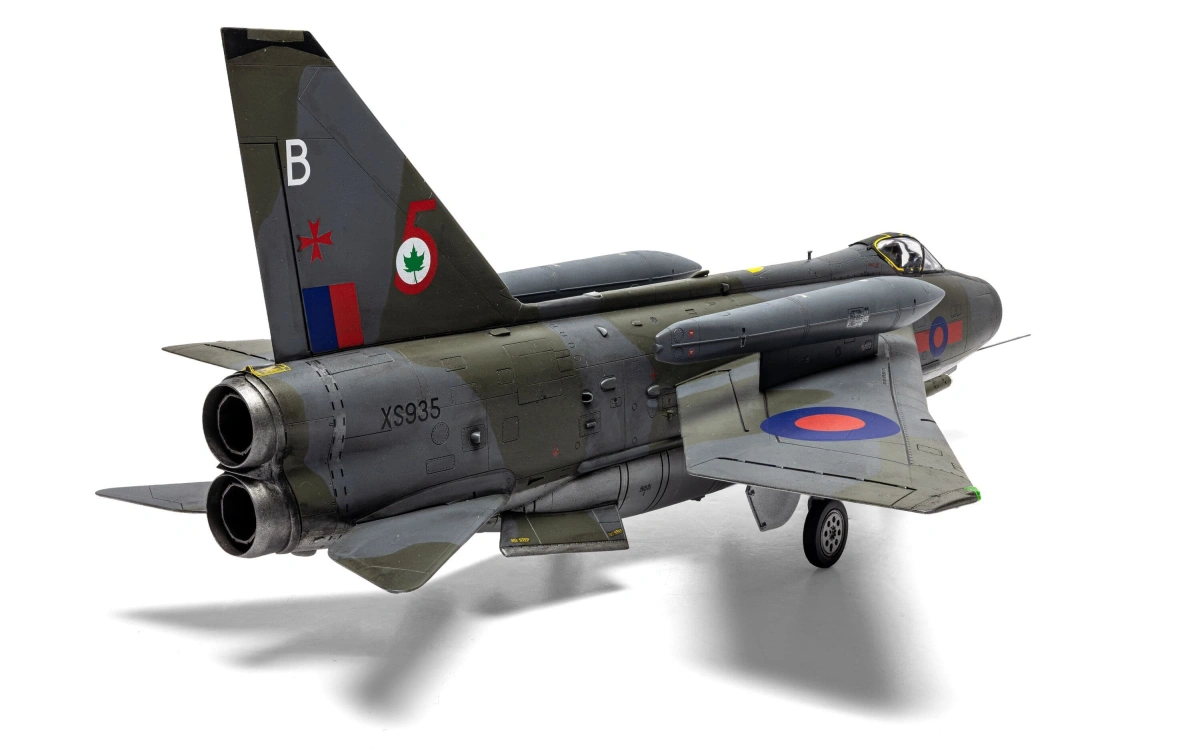 Zdjęcie English Electric Lightning F.6 1:48 Airfix 09178A