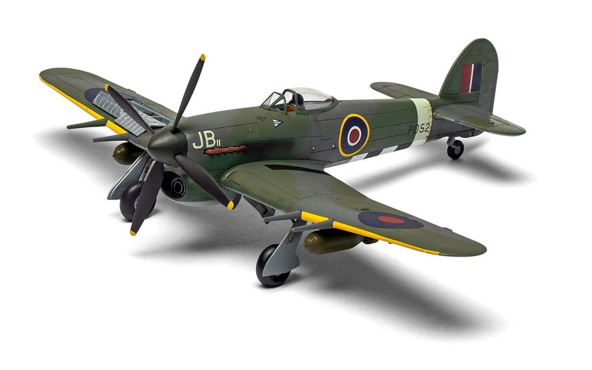 Zdjęcie Hawker Typhoon Mk.IB 1:72 Airfix 02041B